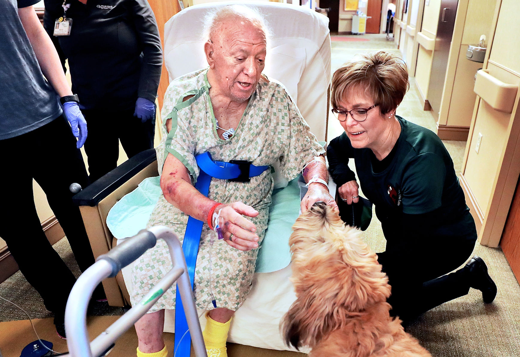 010819_CHIPetTherapy001_bjs.JPG